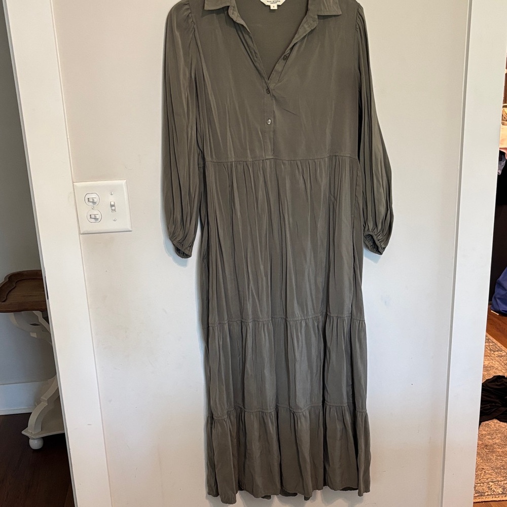Max Studio Long Sleeve Olive Dress